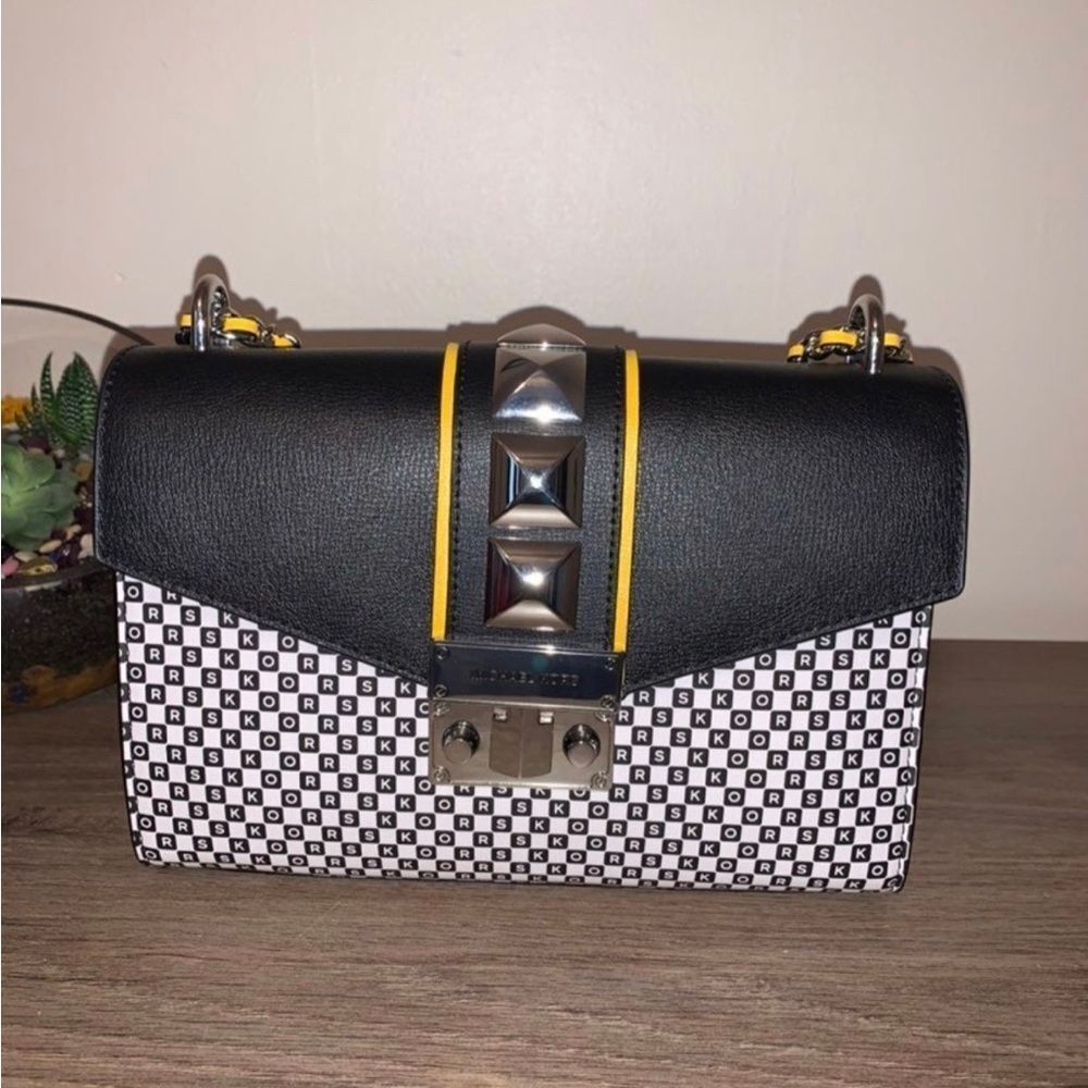 NWT MK New York City Rose Medium Flap Should - Picture 2 of 11